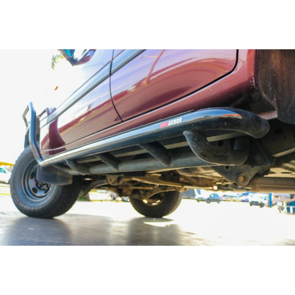 Black metal side steps with steel checker plate surface for Toyota Landcruiser Fj80