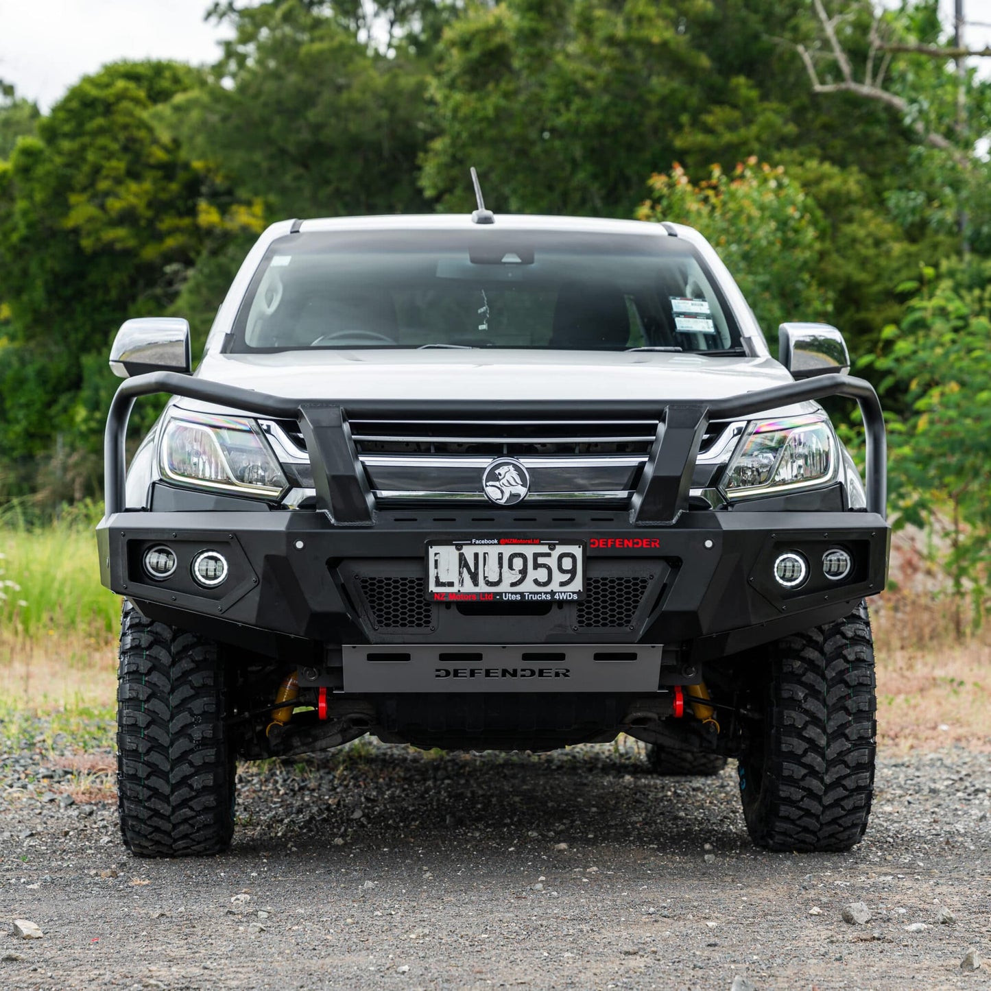 SHIELD Off-Road Triple Loop Bull Bar - Holden Colorado RG2 2016-2020