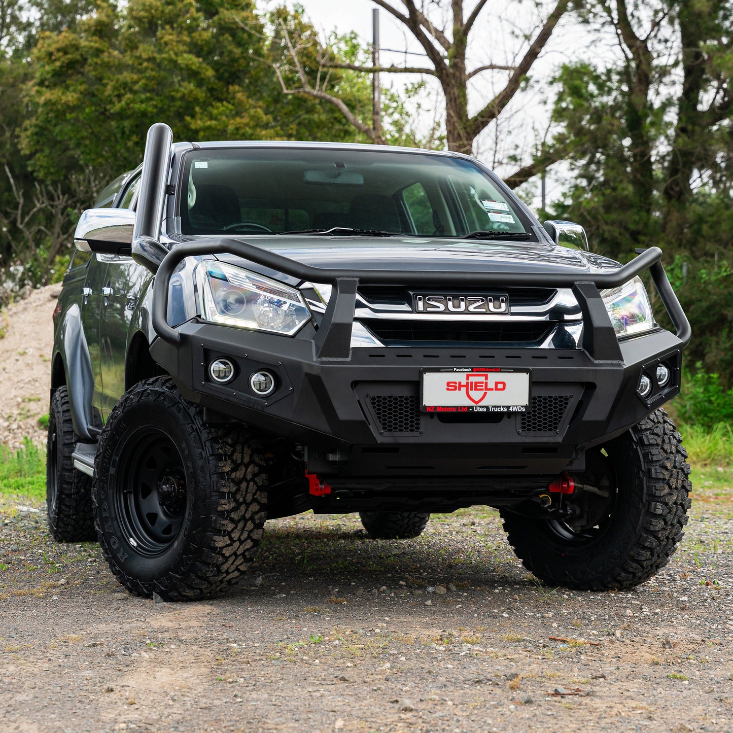 SHIELD Off-Road Triple Loop Bull Bar - Isuzu D-Max 2016-2020