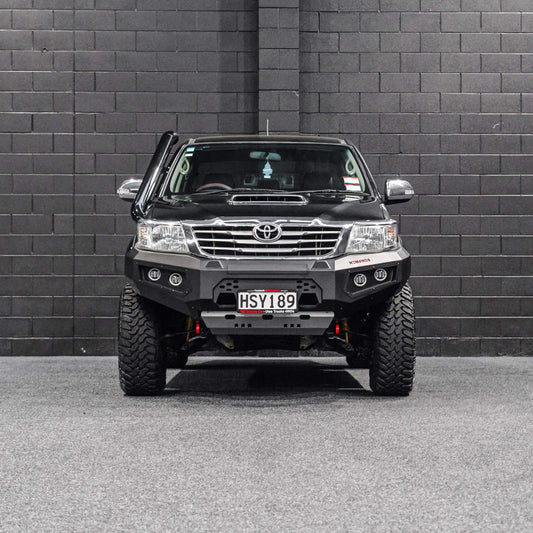 SHIELD Off-Road Loopless Bull Bar - Toyota Hilux N70 2005-2015