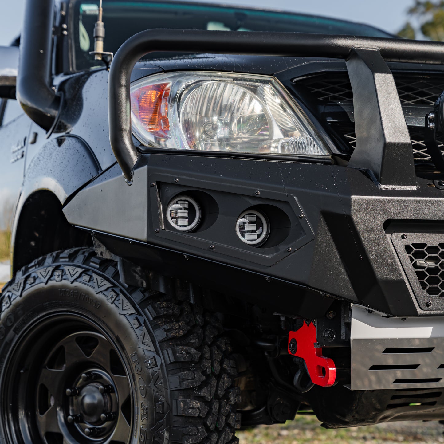SHIELD Off-Road Triple Loop Bull Bar - Toyota Hilux N70 2005-2011