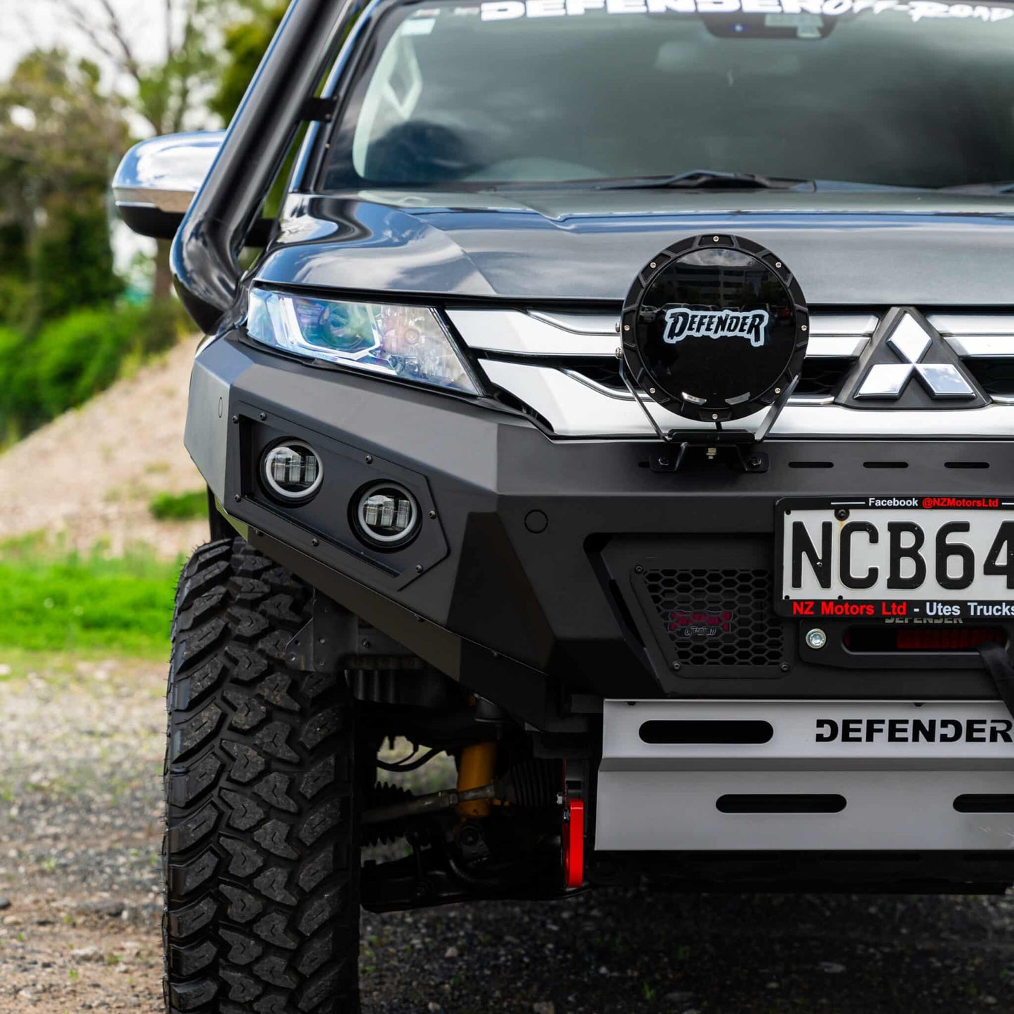 SHIELD Off-Road Loopless Bull Bar - Mitsubishi Triton 2019-2023