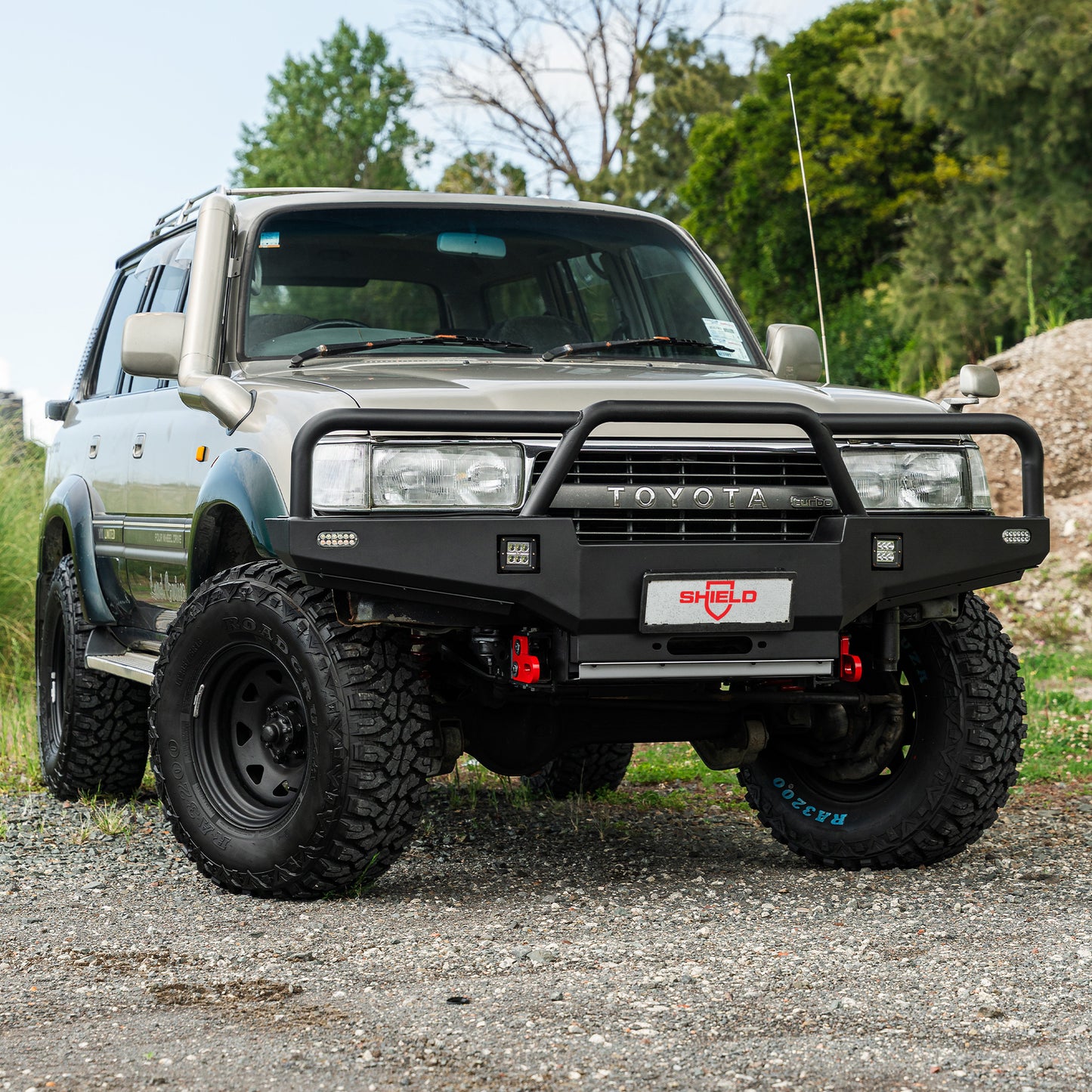 SHIELD Off-Road Triple Loop Bull Bar - Toyota Land Cruiser 1990-1997 80 Series