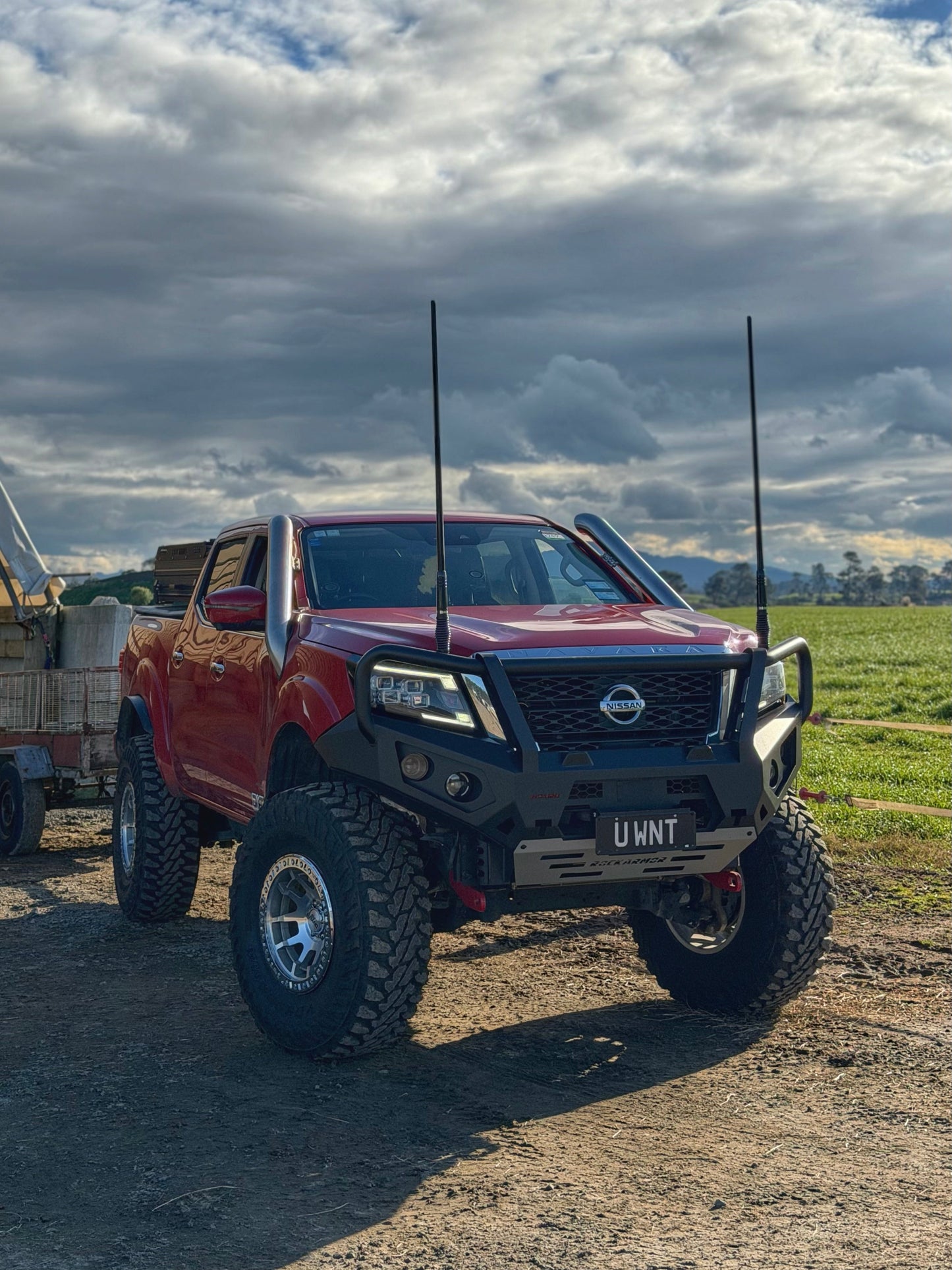 Rockarmor GT Hoop bullbar on Nissan Navara NP300 - front three quarter view