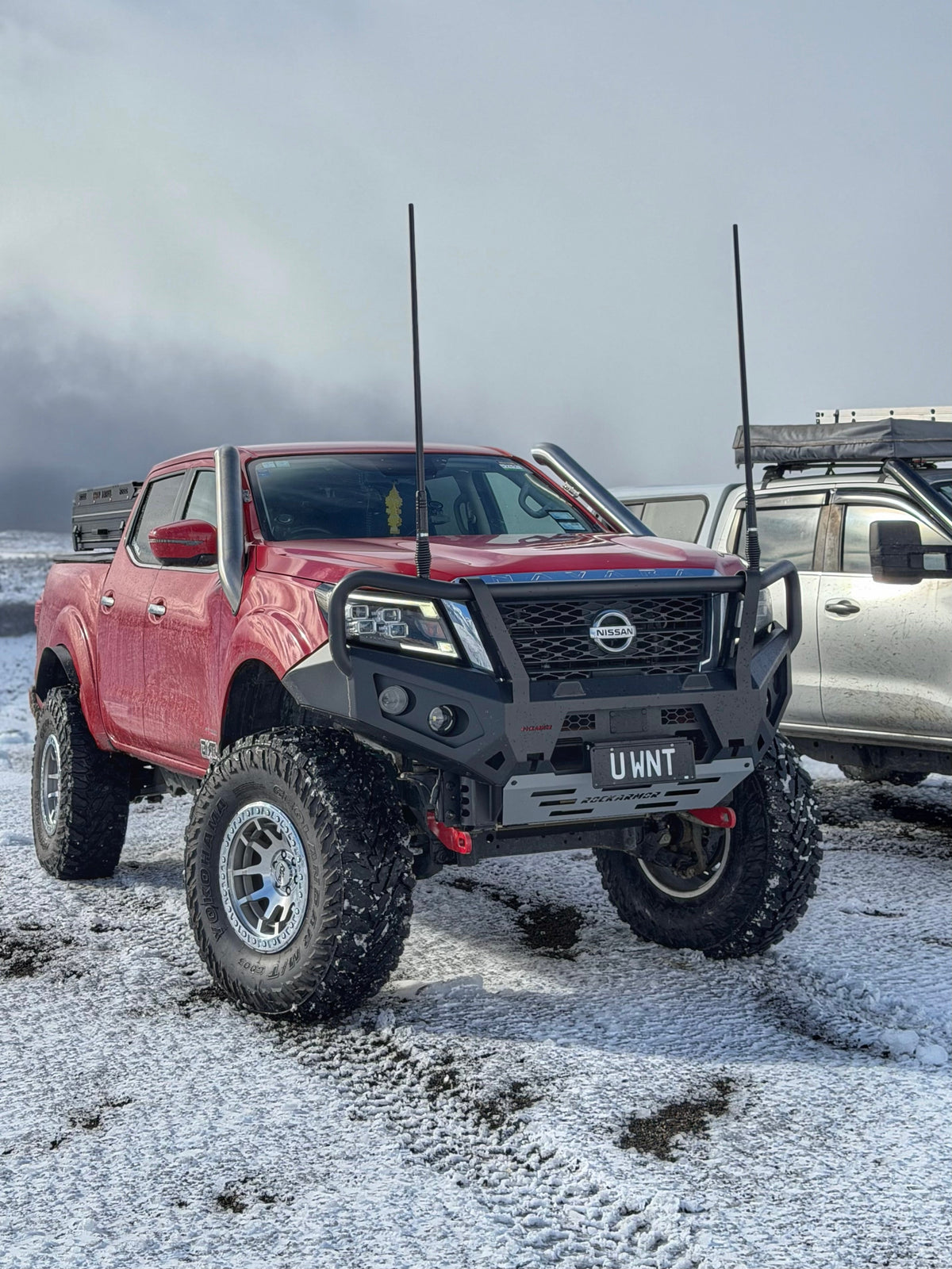 Rockarmor GT Hoop bullbar on Nissan Navara NP300 - front view