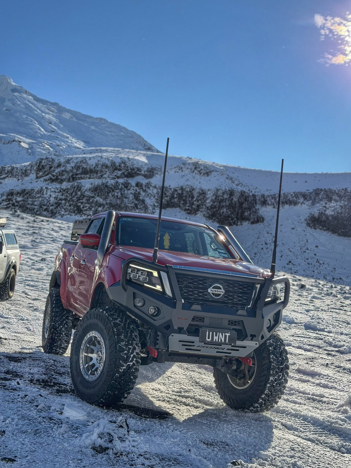 Rockarmor GT Hoop bullbar on Nissan Navara NP300 - side profile