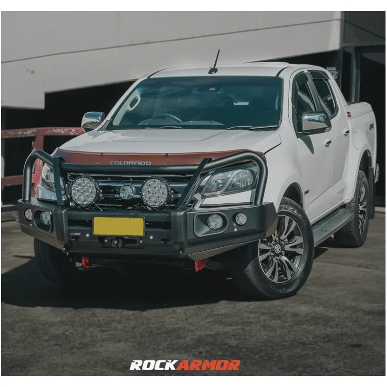 White Colorado pickup truck with elite bullbar and synthetic winch rope for off-road protection